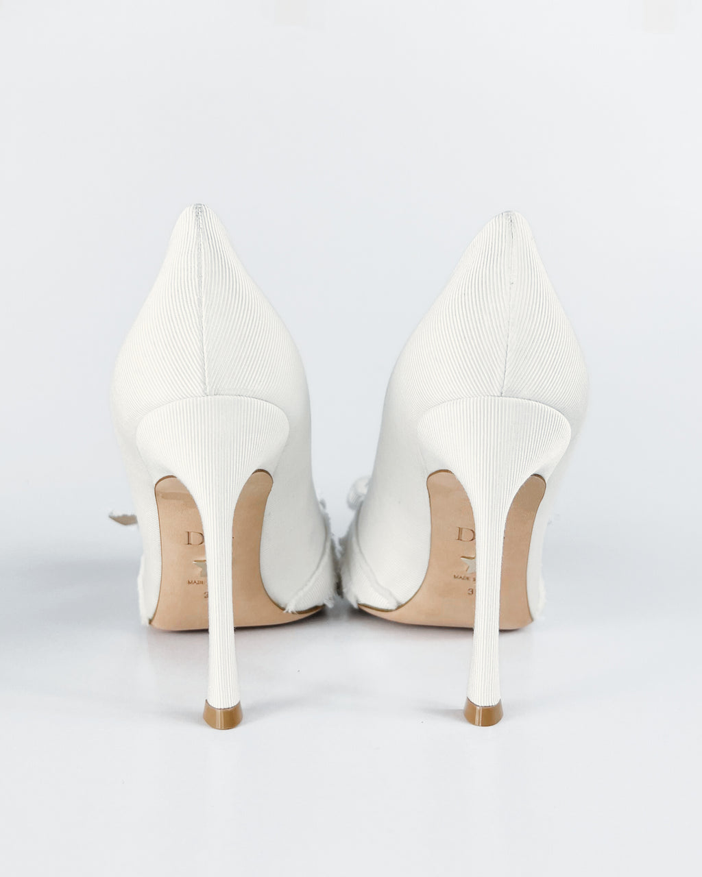 Dior Adiorable White Fringed Pumps with Pearl (EU 39)
