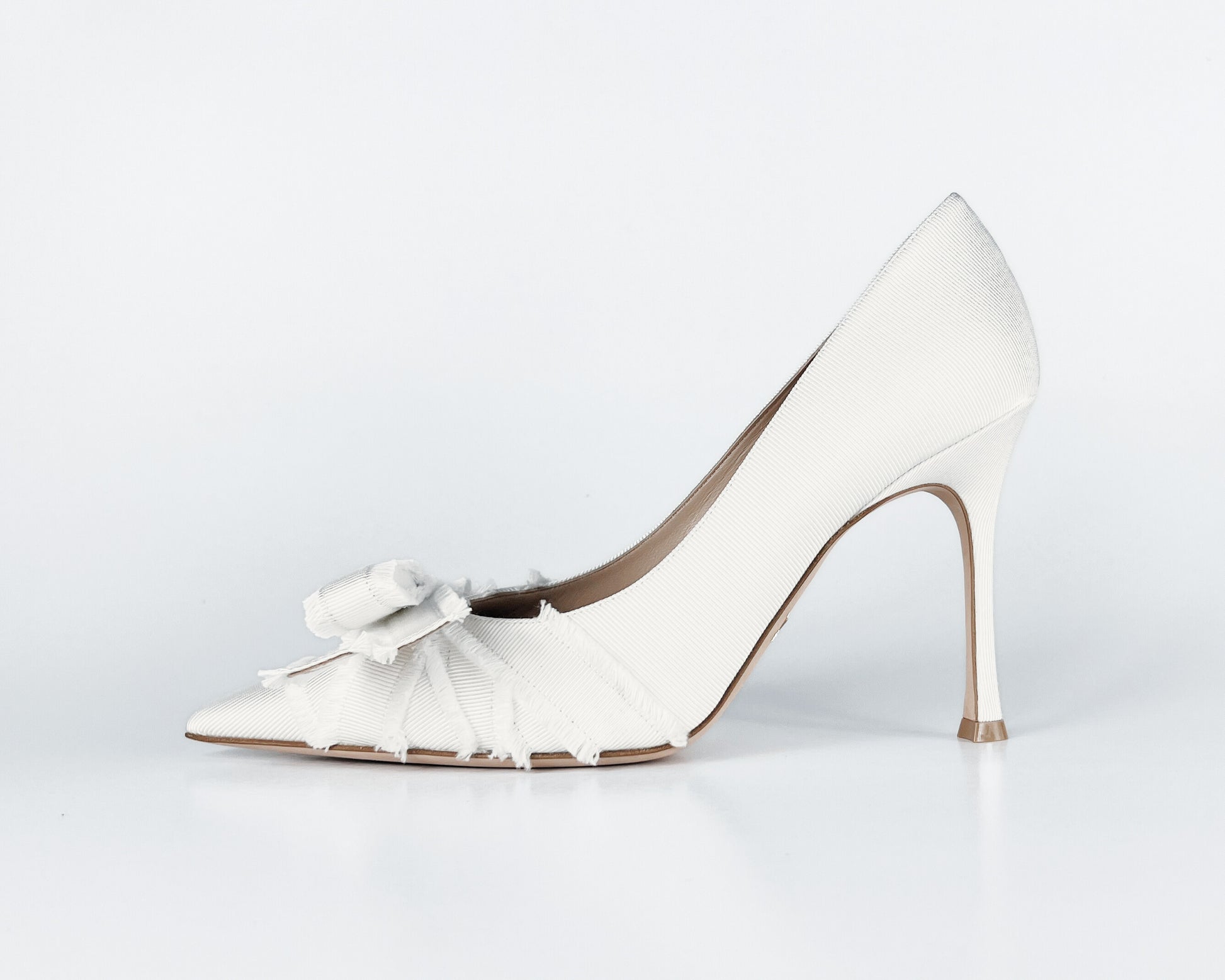 Dior Adiorable White Fringed Pumps with Pearl (EU 39)