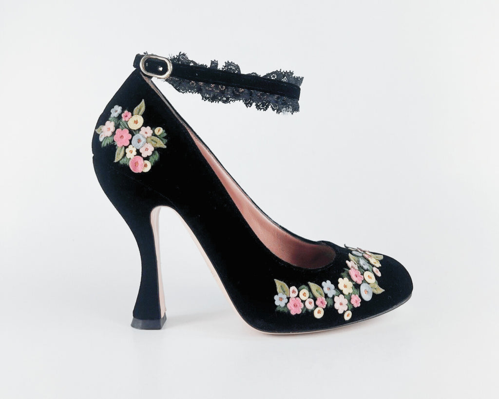 Red Valentino Mary Jane Velvet Pumps (EU 37.5)